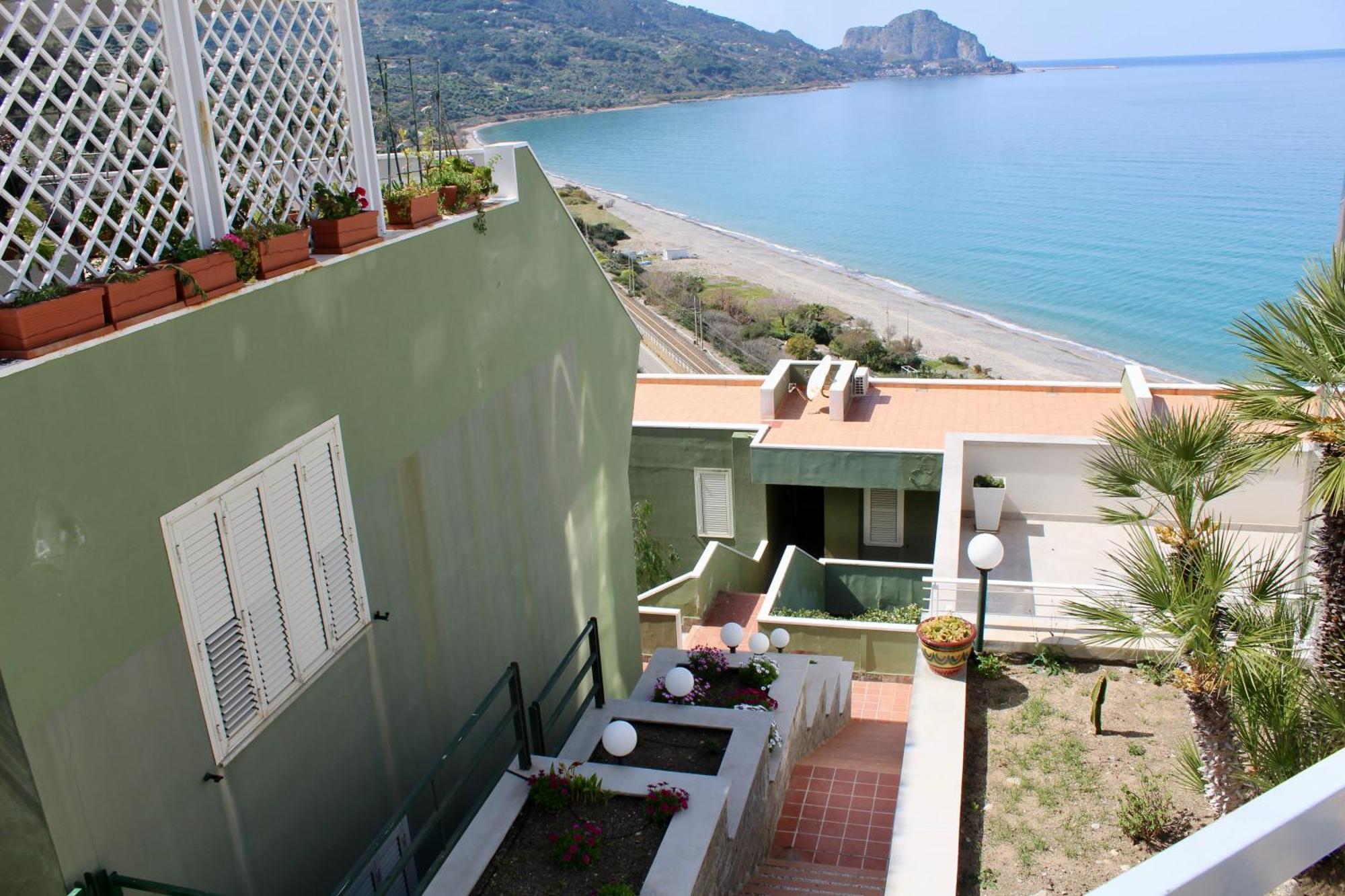 Seaside Oasis Apartment Cefalu Ngoại thất bức ảnh