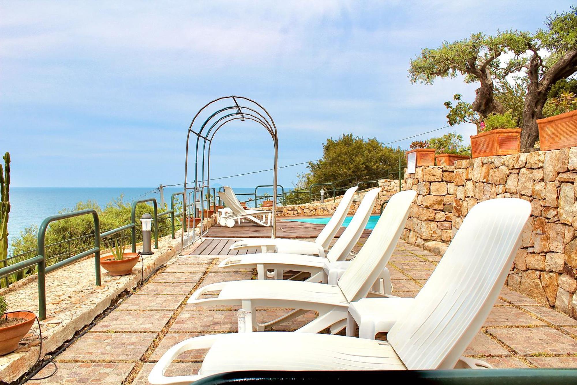 Seaside Oasis Apartment Cefalu Ngoại thất bức ảnh